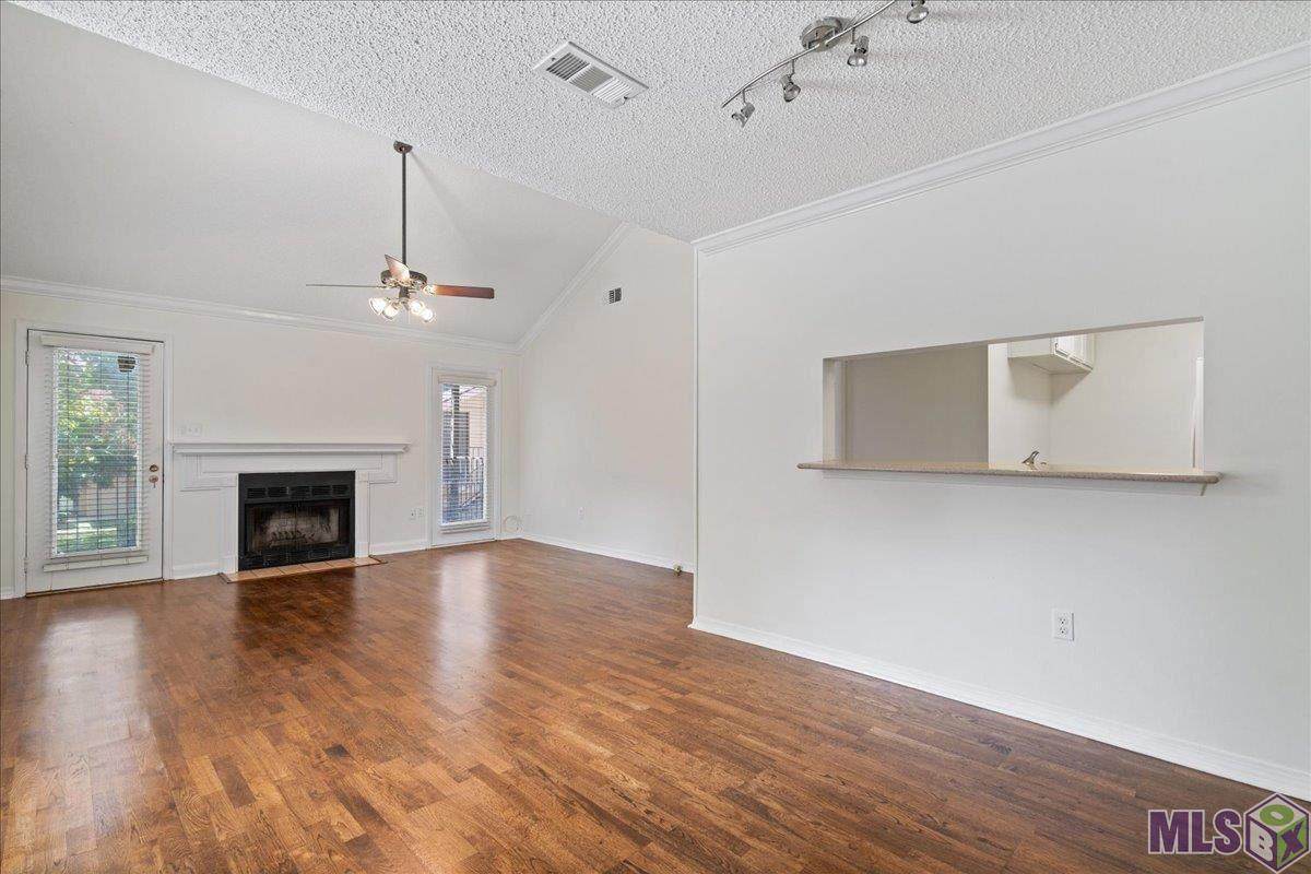 11011 Cal Rd - Photo 1