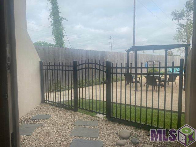 2045 3RD ST - Photo 1