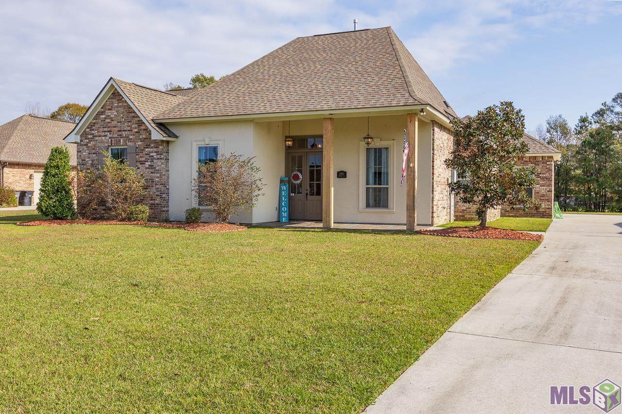 15941 Redstone Dr - Photo 1