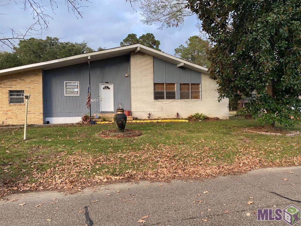 9657 Chanadia Dr - Photo 1