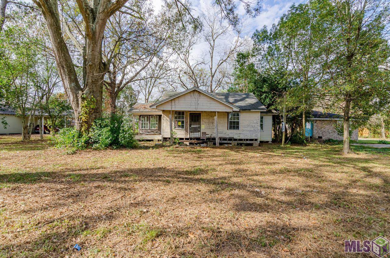 2195 Christian St - Photo 1