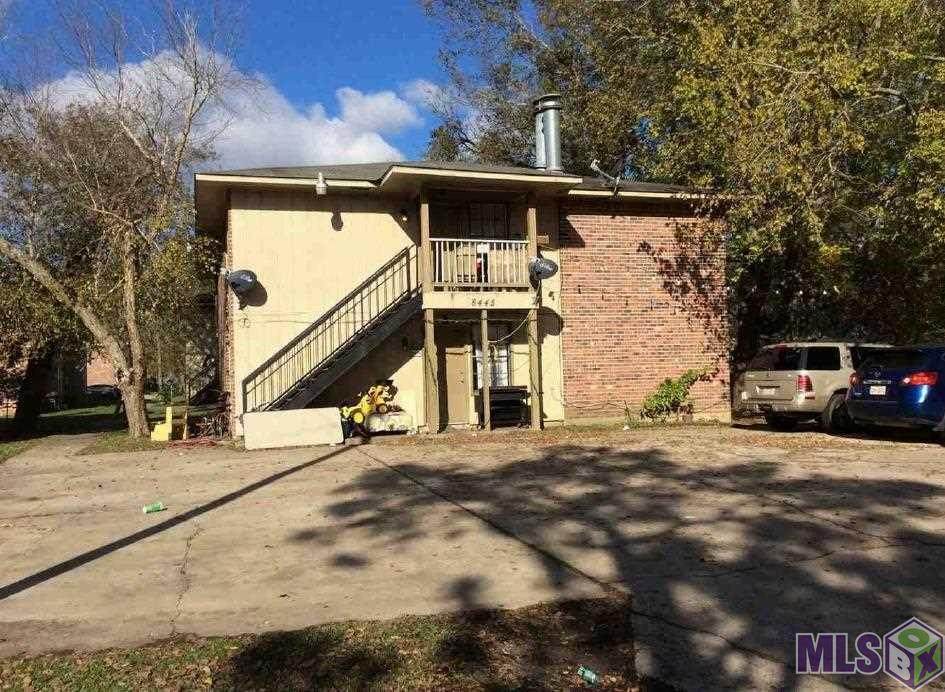 8445 Governor Dr - Photo 1
