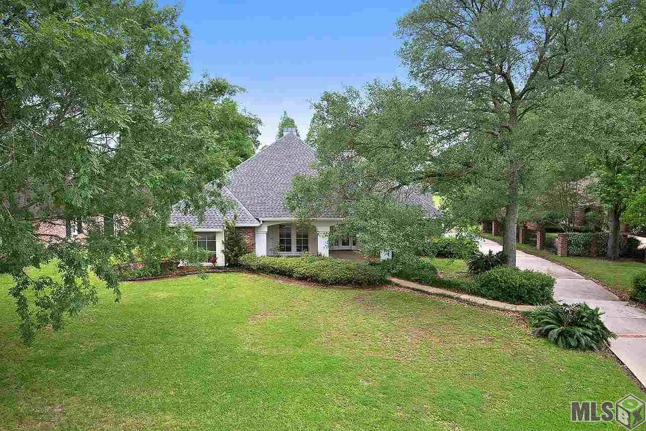 17638 Lakeway Ave - Photo 1