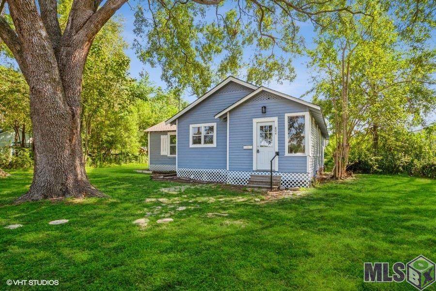 804 Felix Ave - Photo 1