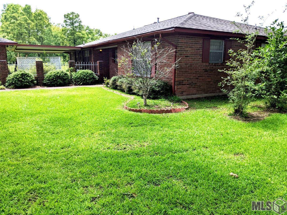 1613 Lanoux Ave - Photo 1