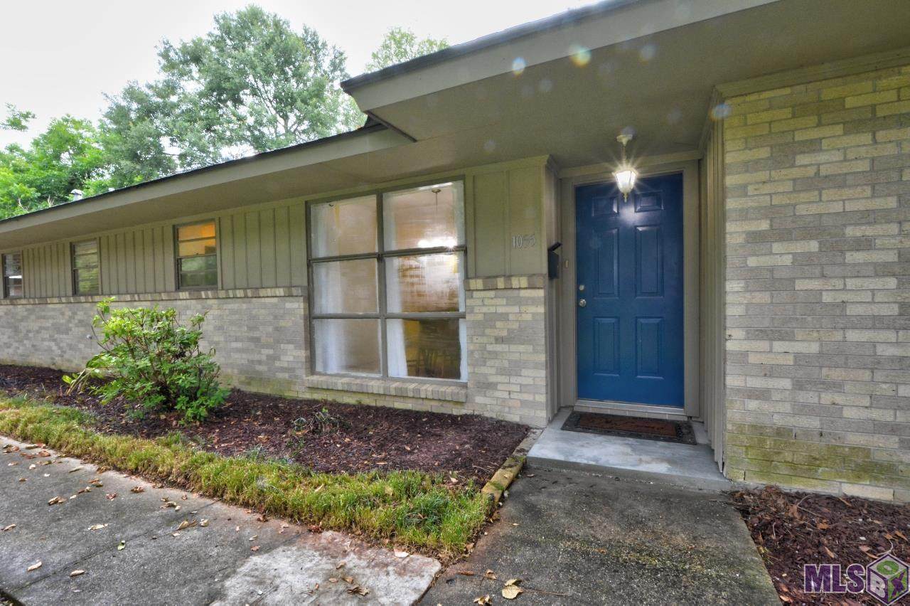 1055 Elizabeth Dr - Photo 1