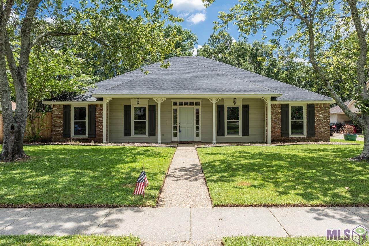 6045 Shakespeare Dr - Photo 1