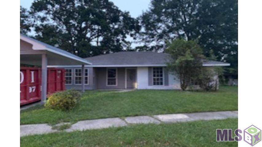 16536 Stephanie Ave - Photo 1