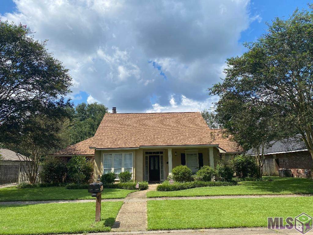 17527 Culps Bluff Ave - Photo 1