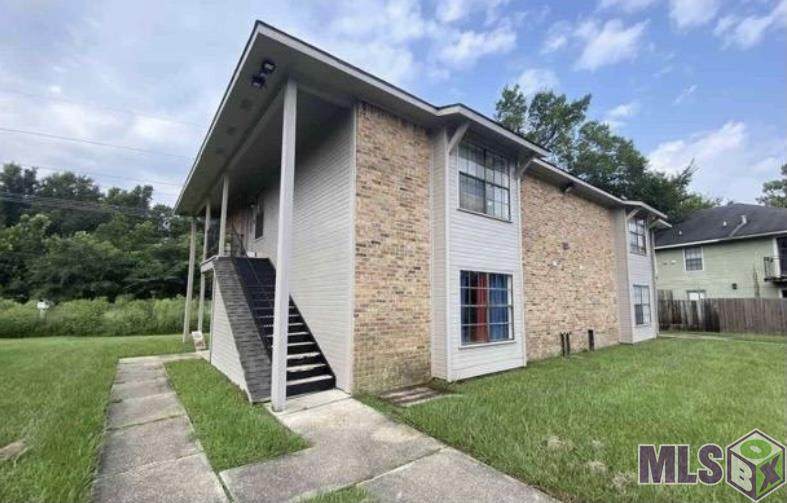 1654 Clear Lake Ave - Photo 1