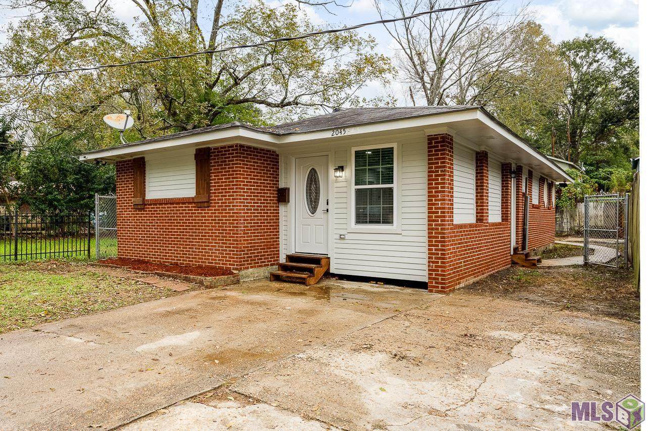 2045 Kansas St - Photo 1