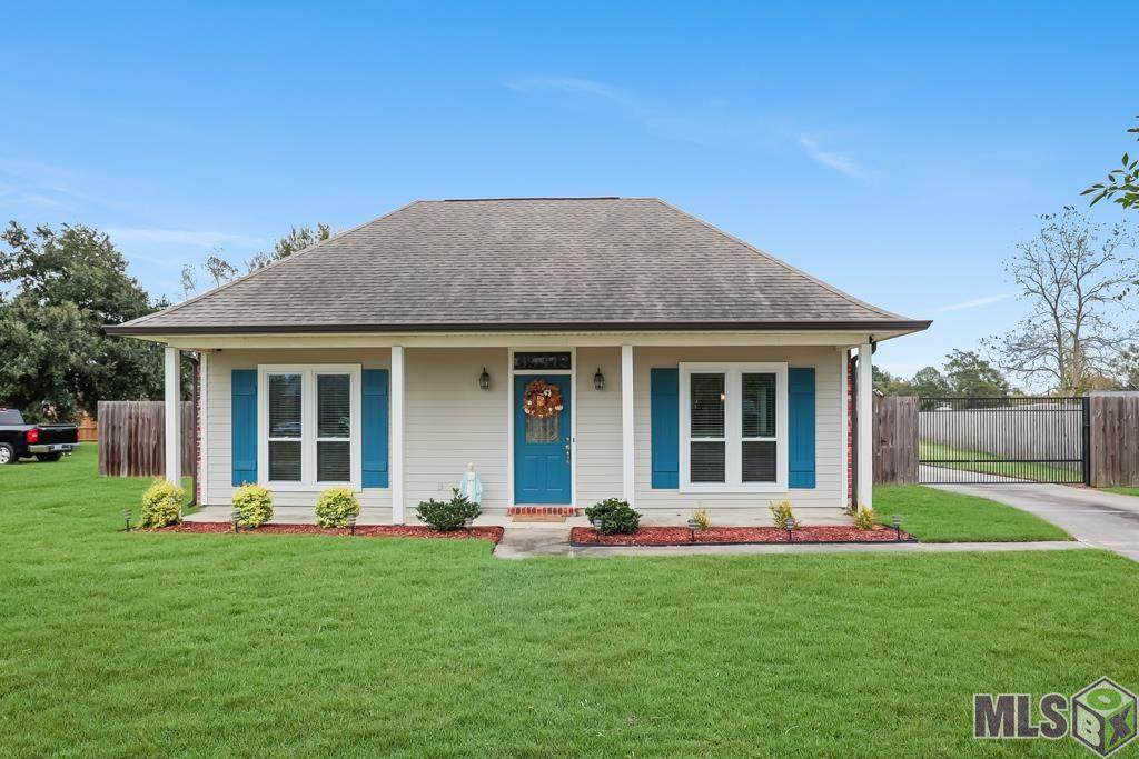 39412 Woodlake Dr - Photo 1