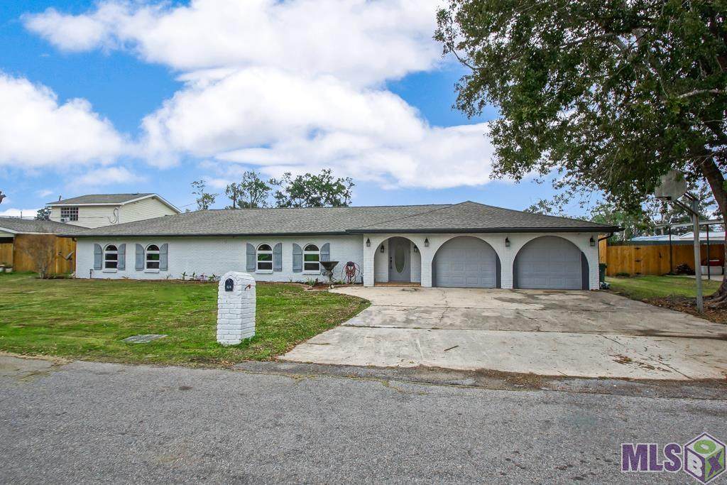 504 Walnut St - Photo 1