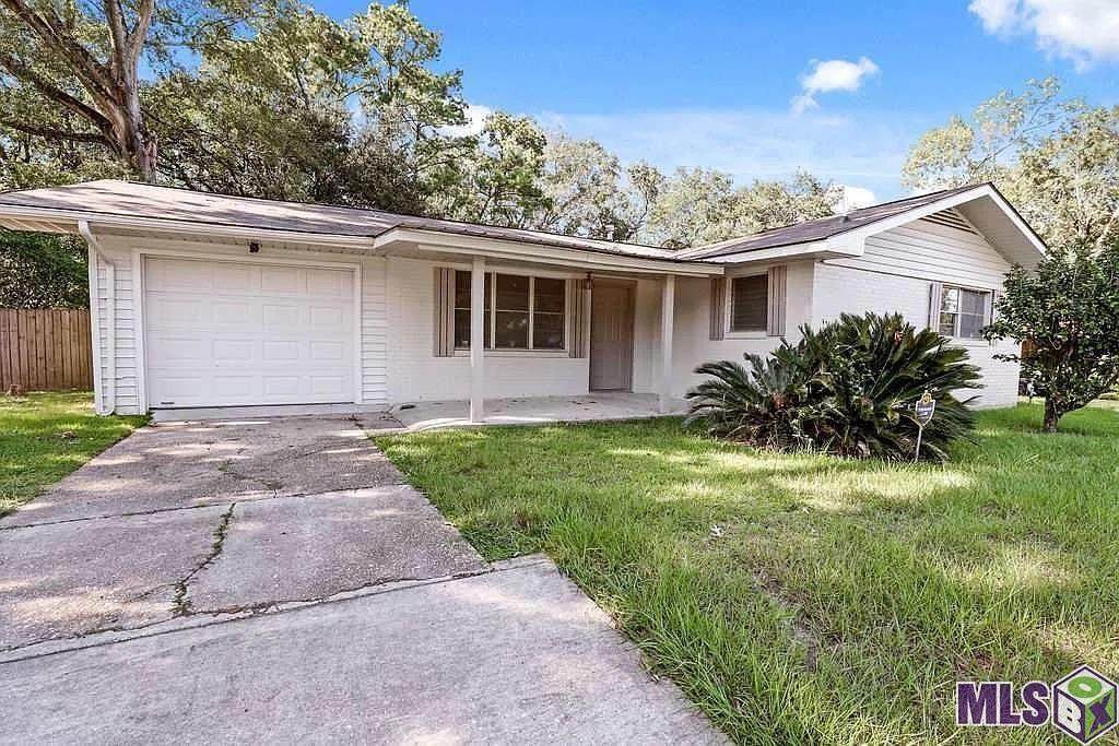 649 Staring Ln - Photo 1