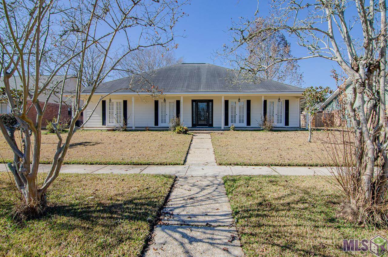 6322 Chaucer Dr - Photo 1
