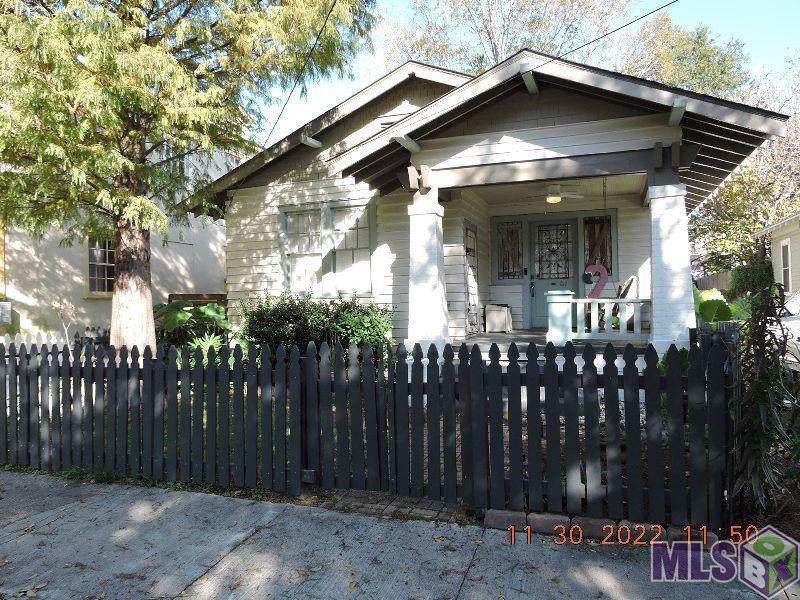 817 Spanish Town Rd - Photo 1