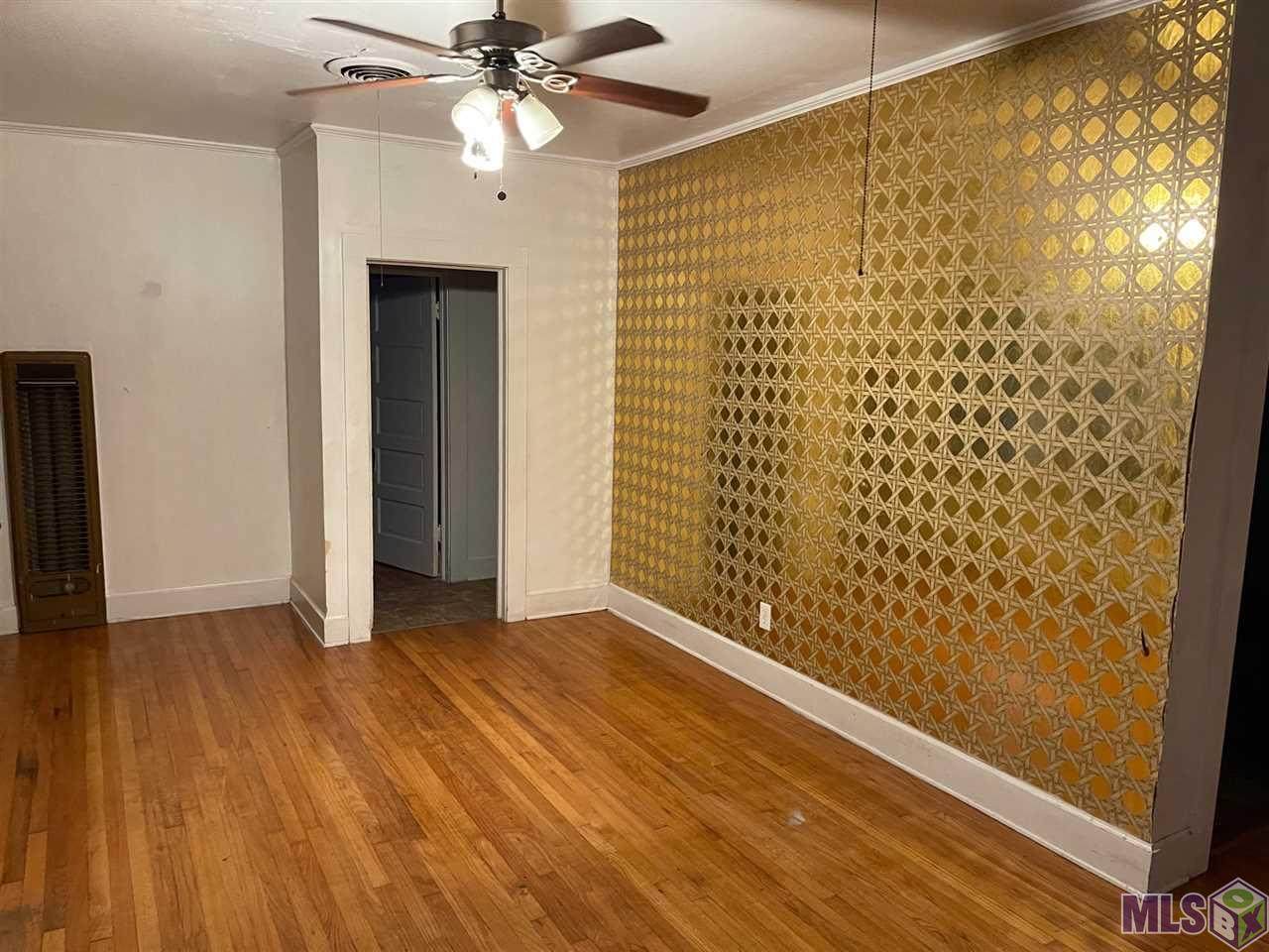 2933 Dayton St - Photo 1