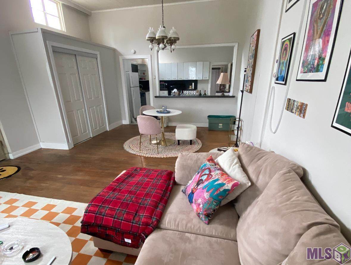 659 Main St - Photo 1