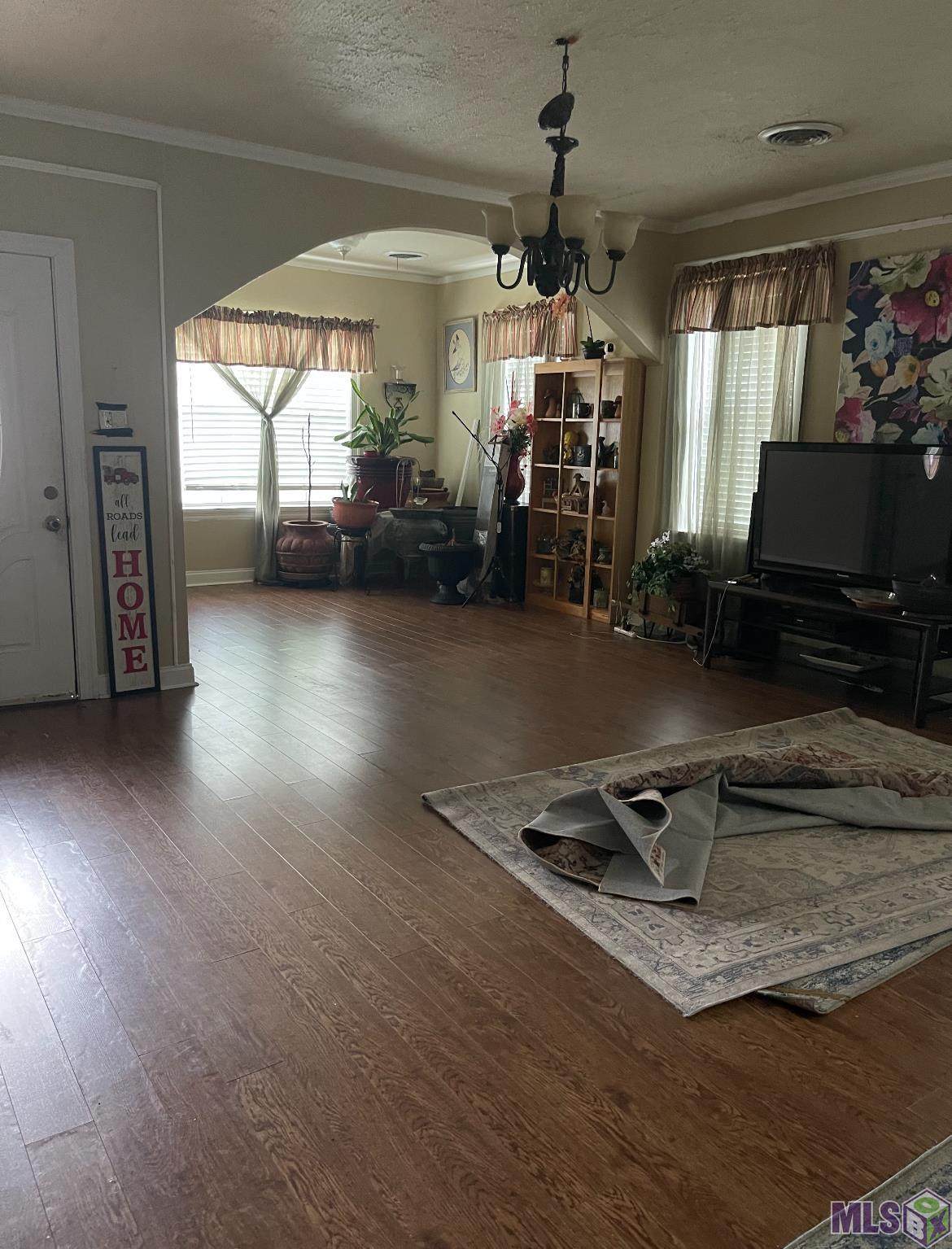 https://bt-photos.global.ssl.fastly.net/batonrouge/orig_boomver_1_2024013883-2.jpg