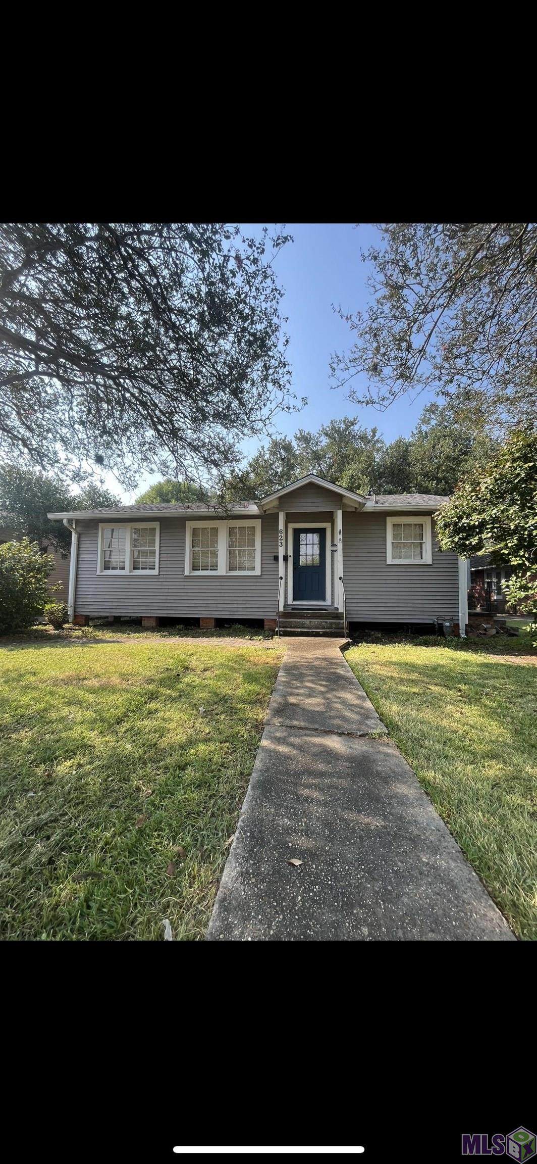 623 Avenue A - Photo 1