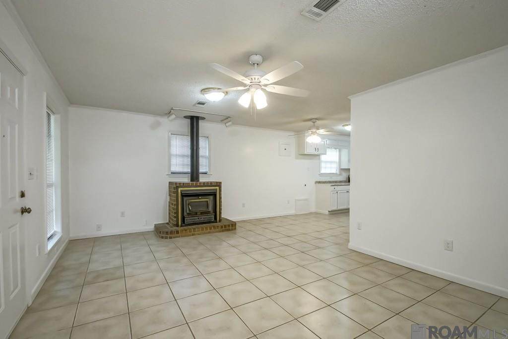 https://bt-photos.global.ssl.fastly.net/batonrouge/orig_boomver_1_2024020233-2.jpg