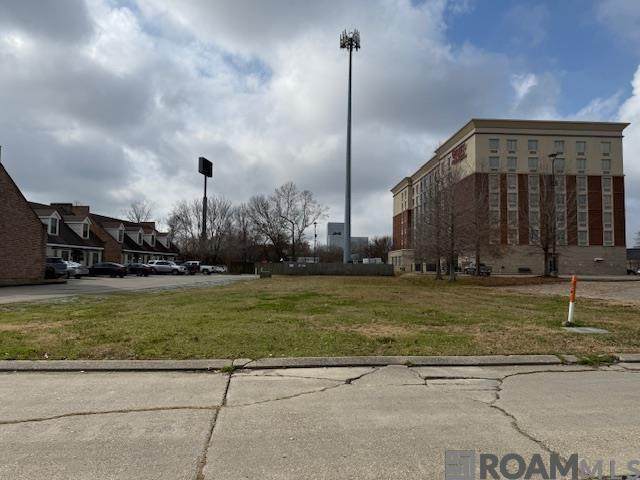 https://bt-photos.global.ssl.fastly.net/batonrouge/orig_boomver_1_2025002087-2.jpg