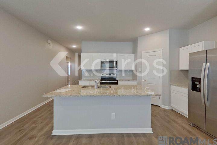 https://bt-photos.global.ssl.fastly.net/batonrouge/orig_boomver_1_2025003856-2.jpg