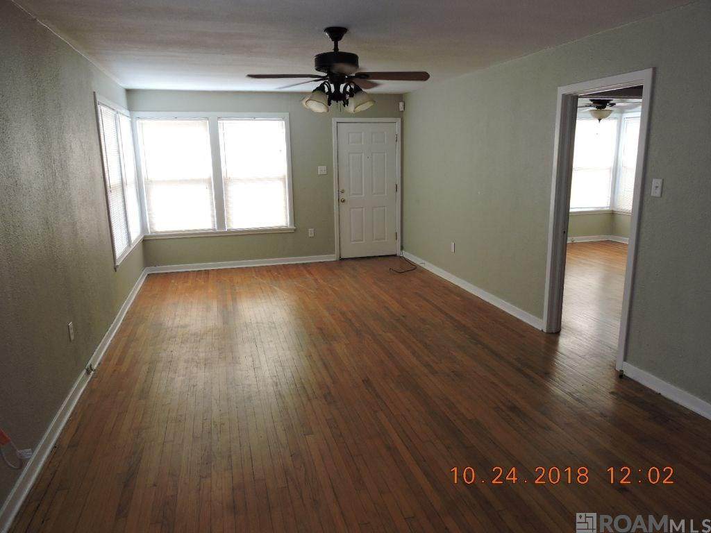 https://bt-photos.global.ssl.fastly.net/batonrouge/orig_boomver_1_2025005832-2.jpg