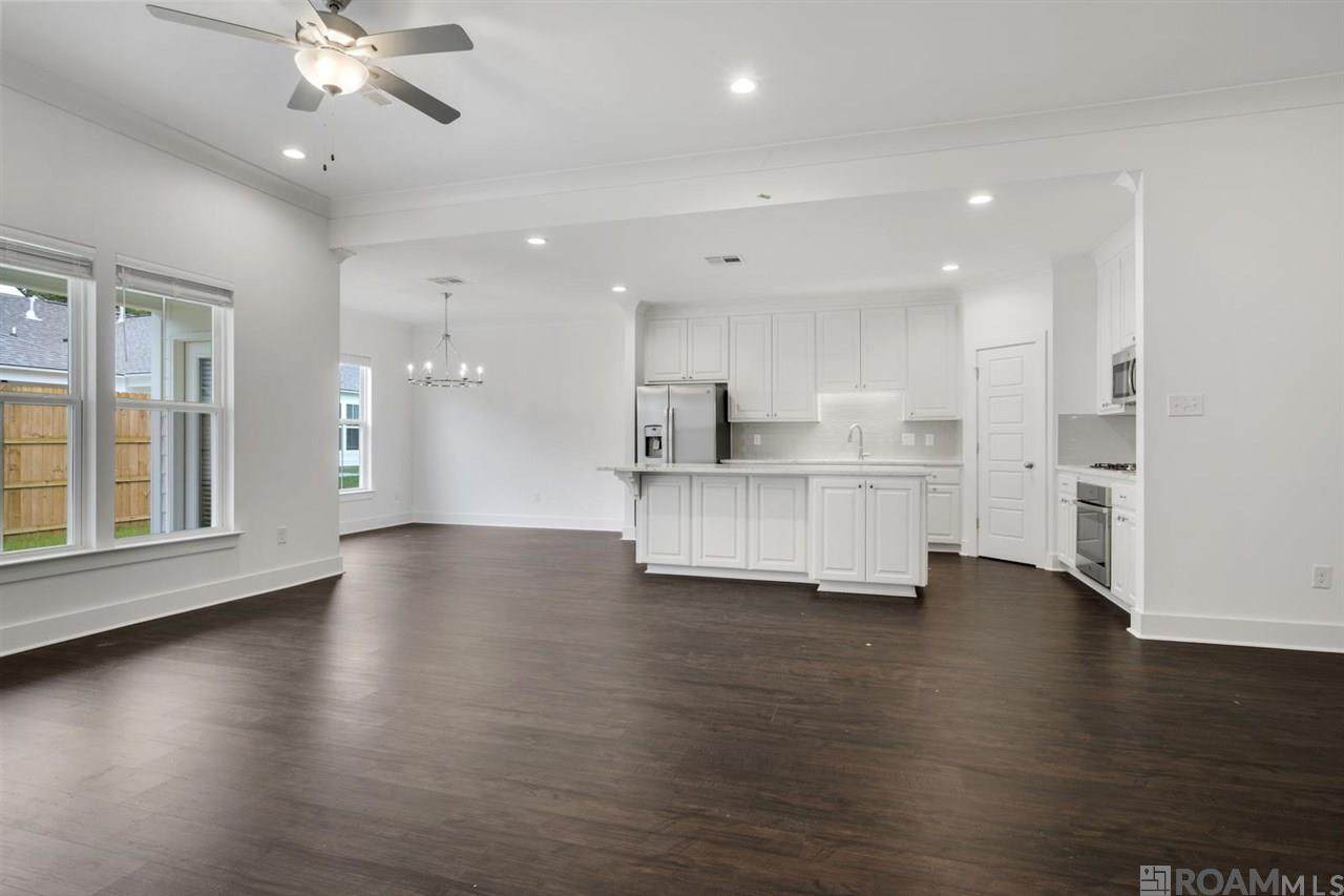 https://bt-photos.global.ssl.fastly.net/batonrouge/orig_boomver_1_2025006490-2.jpg