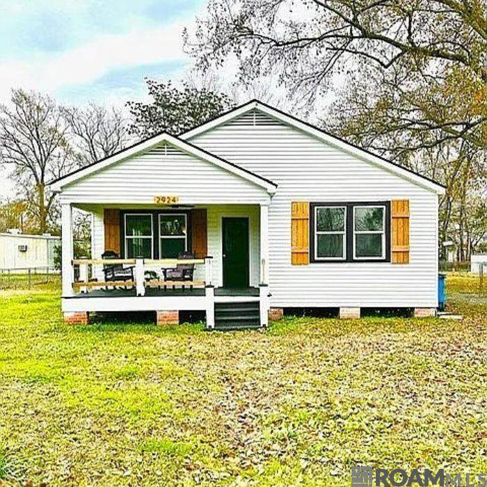 2924 Main St - Photo 1