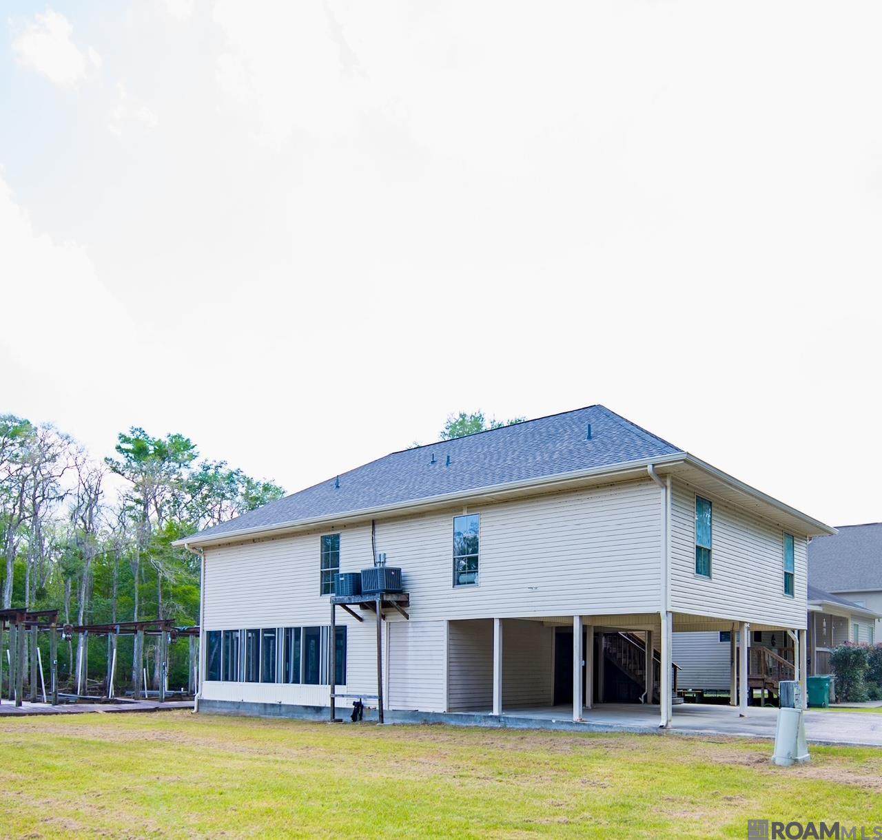 22962 Chene Blanc Ln - Photo 1