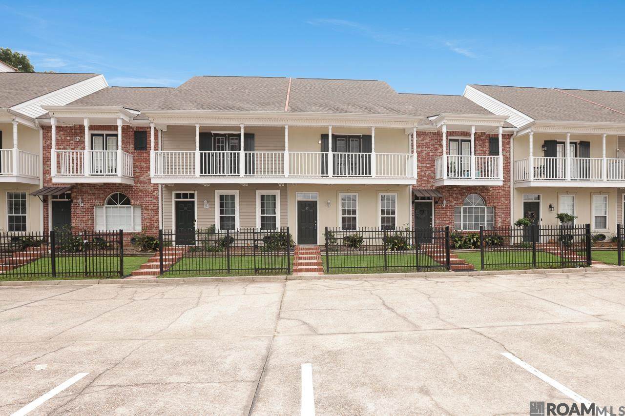 151 Aspen Square - Photo 1
