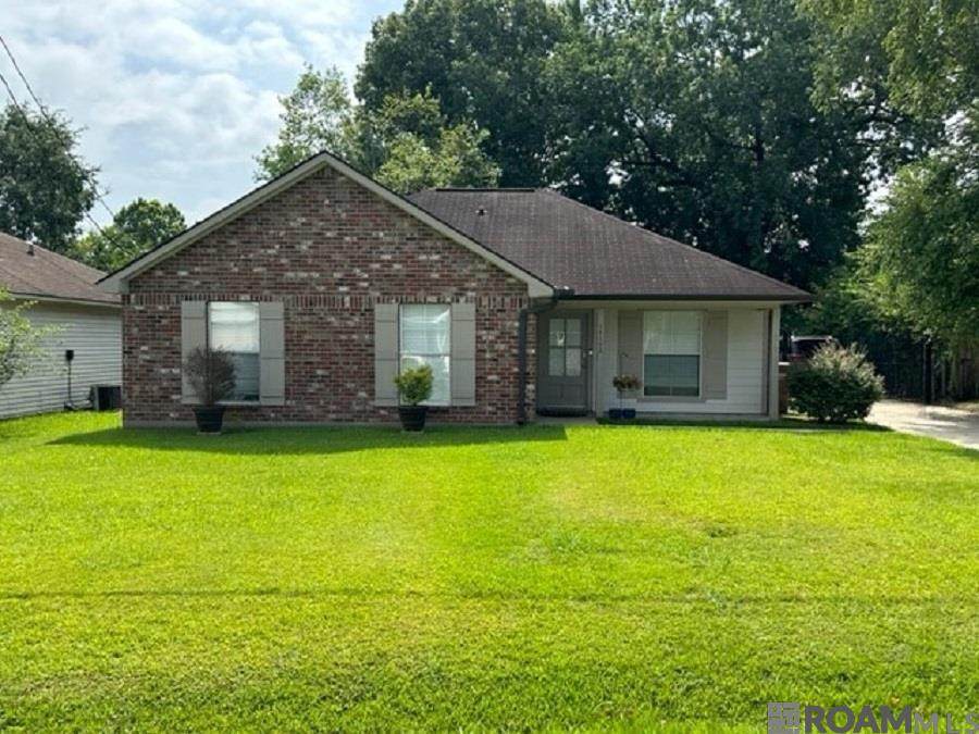 14192 Parkview Dr - Photo 1