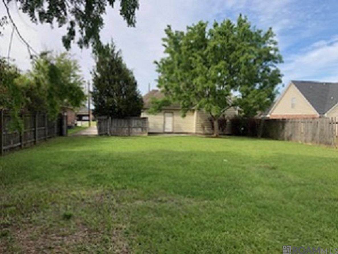 https://bt-photos.global.ssl.fastly.net/batonrouge/orig_boomver_1_2025013642-2.jpg