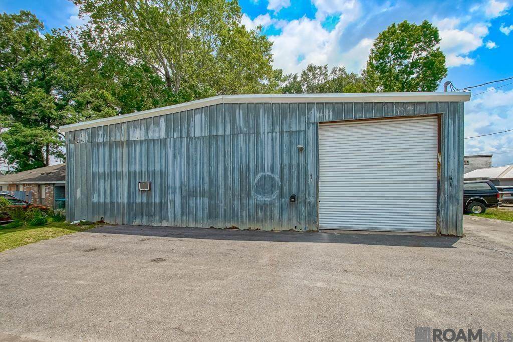 238 Benton St - Photo 1