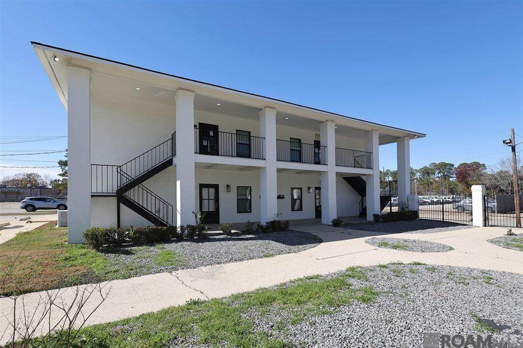 9410 Lindale Ave - Photo 1