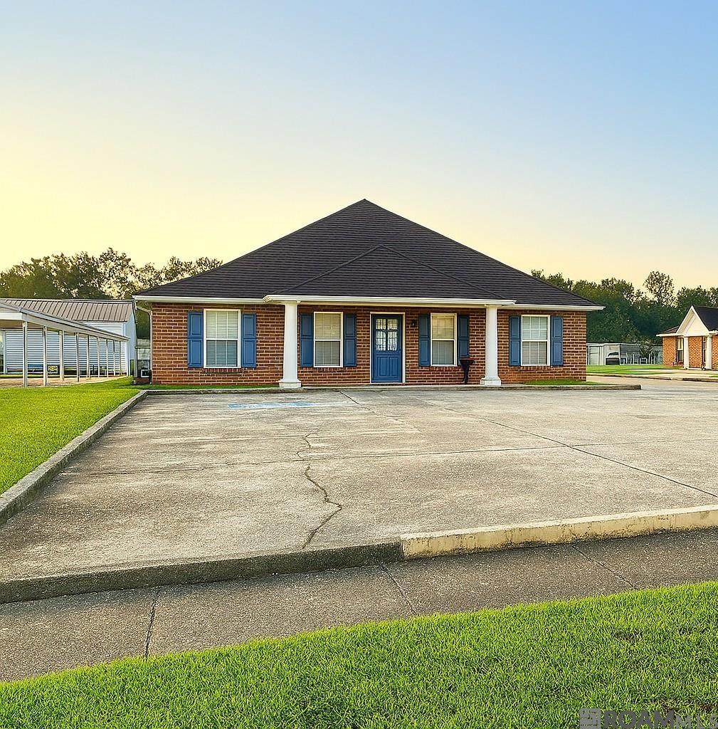 5423 Galeria Dr - Photo 1