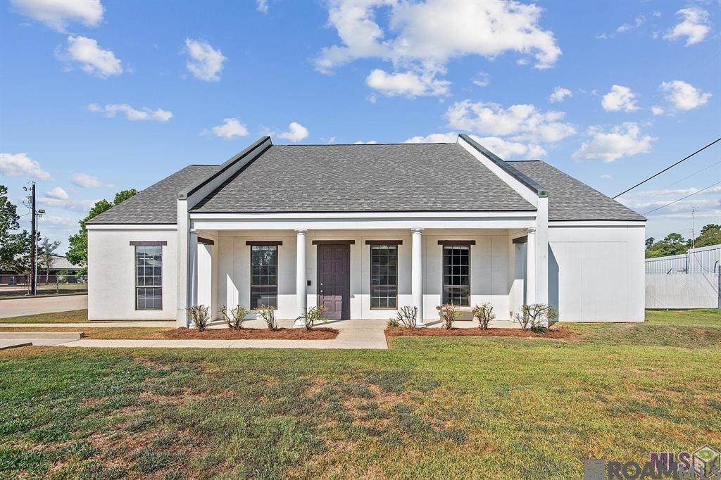 601 Hatchell Ln - Photo 1