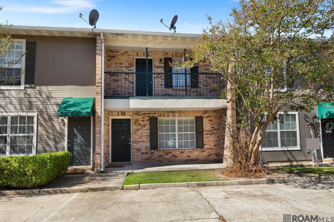 4624 Parkoaks Dr - Photo 1