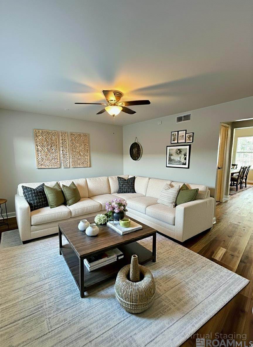 1701 Lobdell Ave - Photo 1