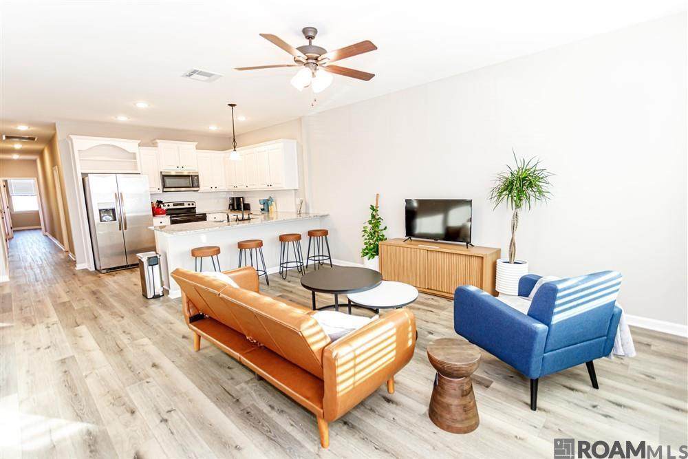 2931 Niccoline Way - Photo 1