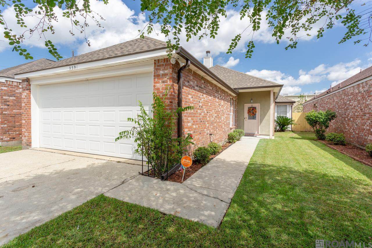 9591 Pecan Tree Dr - Photo 1