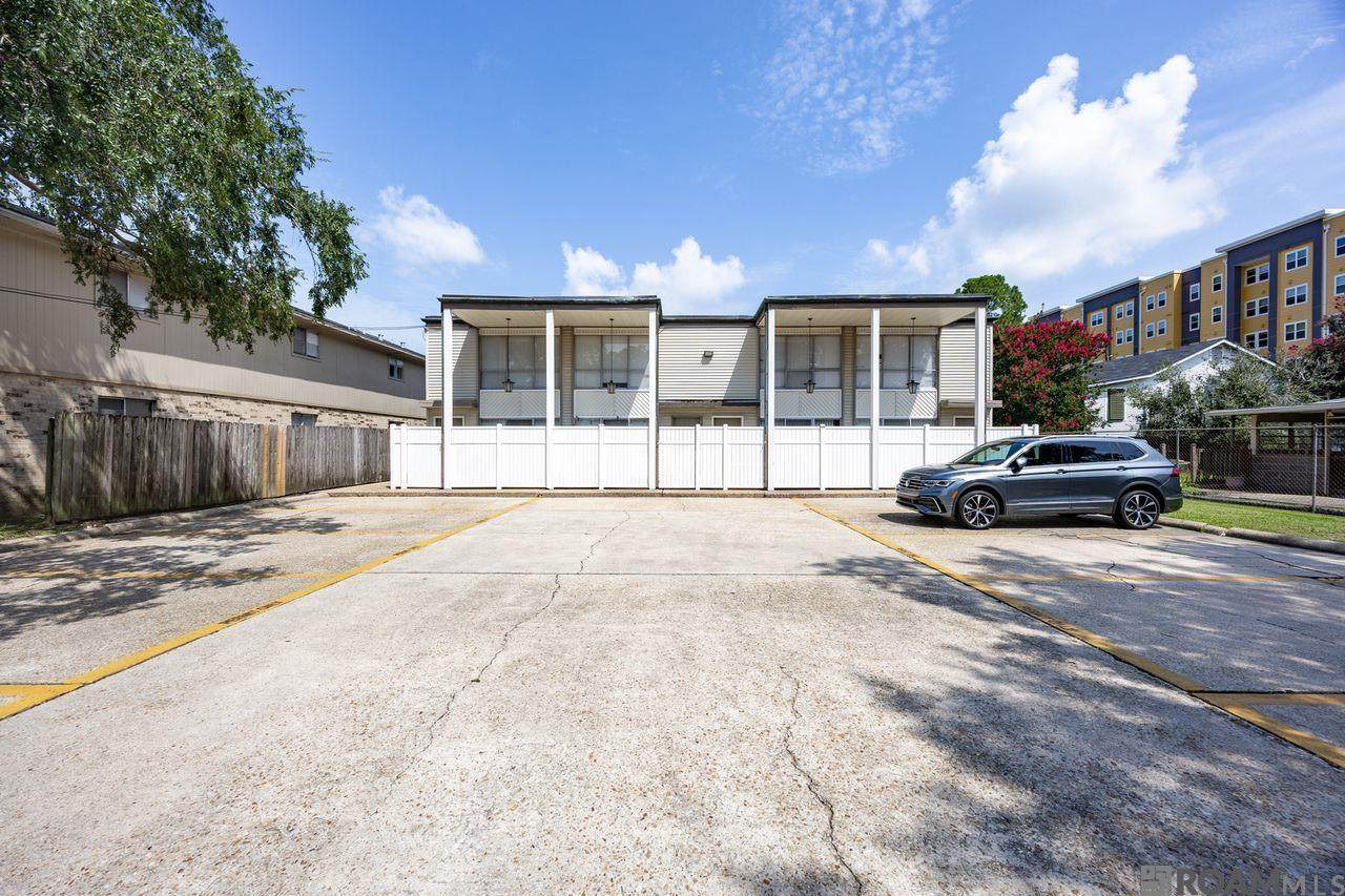 454 Parker Blvd - Photo 1