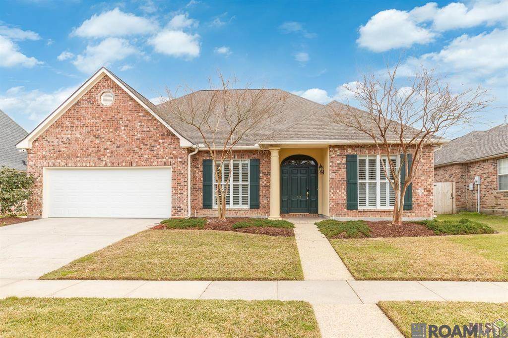 712 Troutbeck Dr - Photo 1