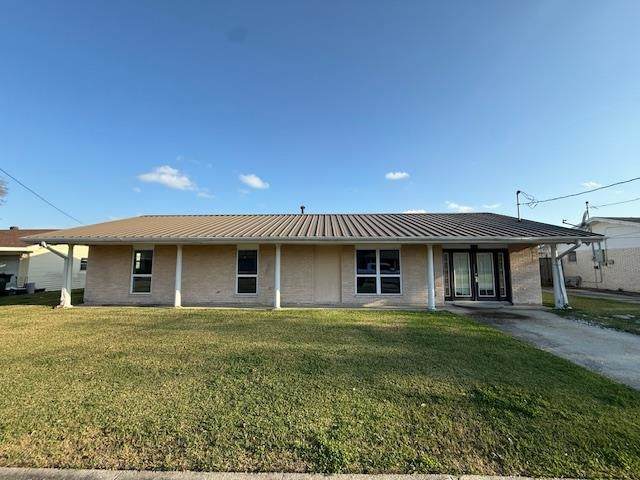 220 Glenwood Dr - Photo 1