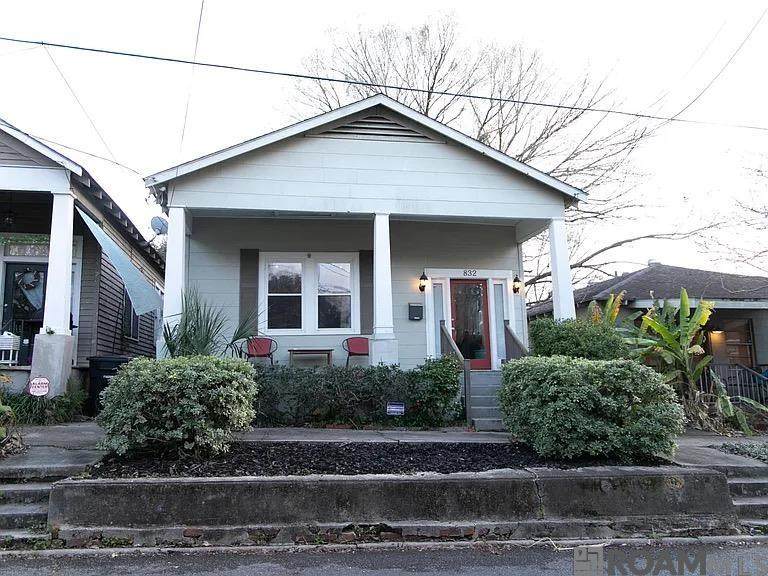 832 America - Photo 1