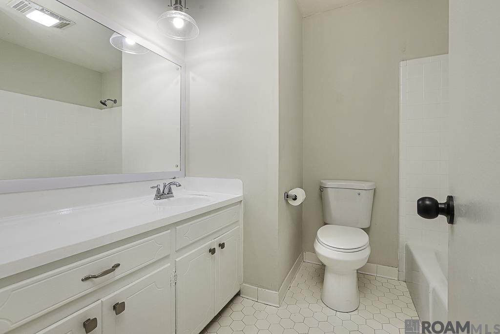 1897 Erlanger Dr - Photo 1