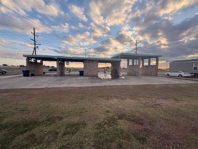 600 Parish Rd - Photo 1