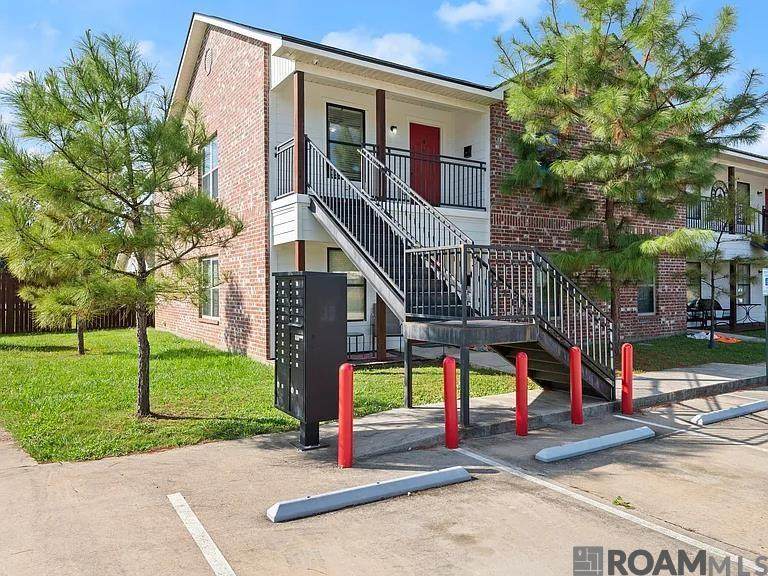 10799 Florida Blvd - Photo 1