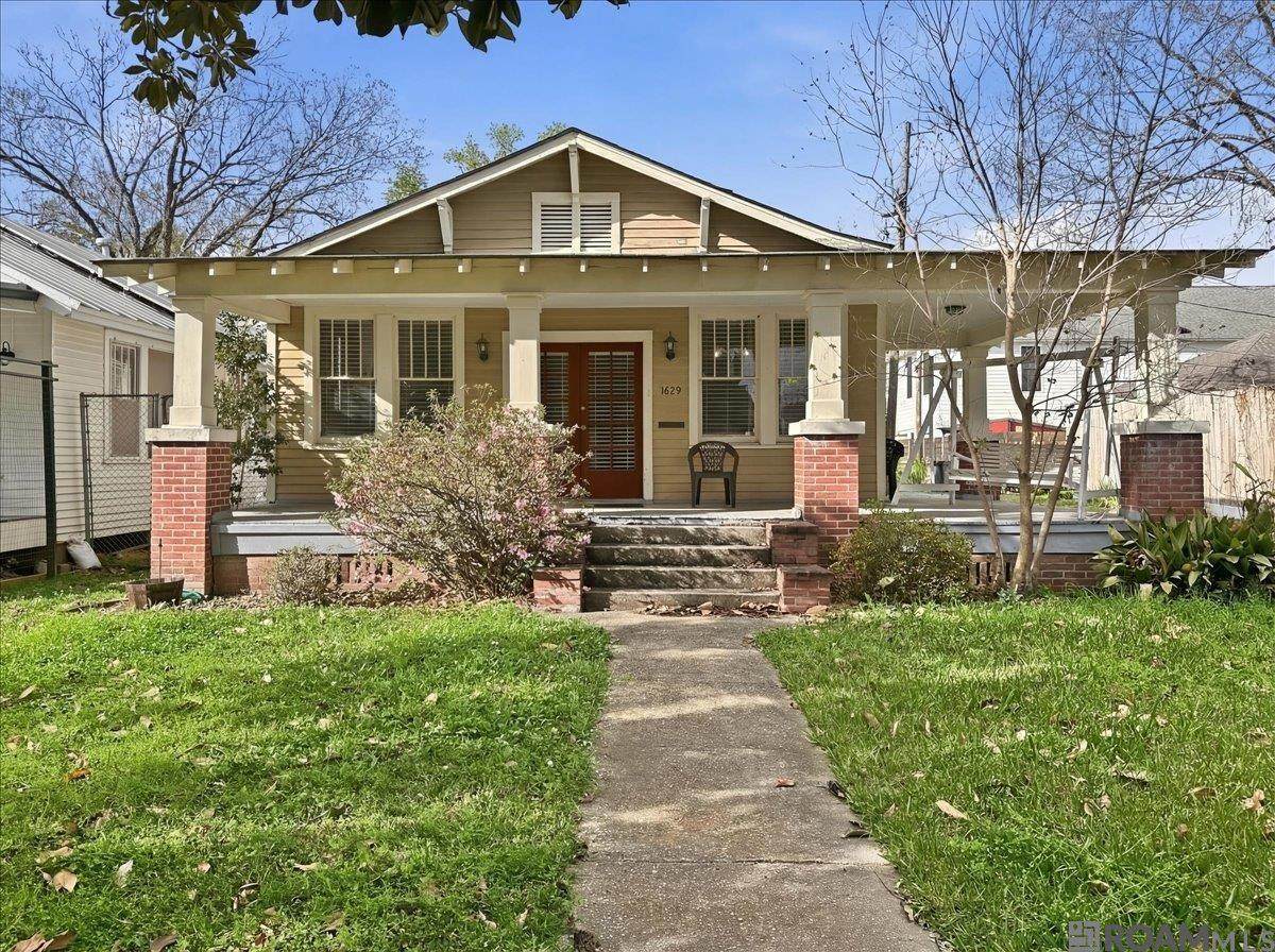1829 Tulip St - Photo 1